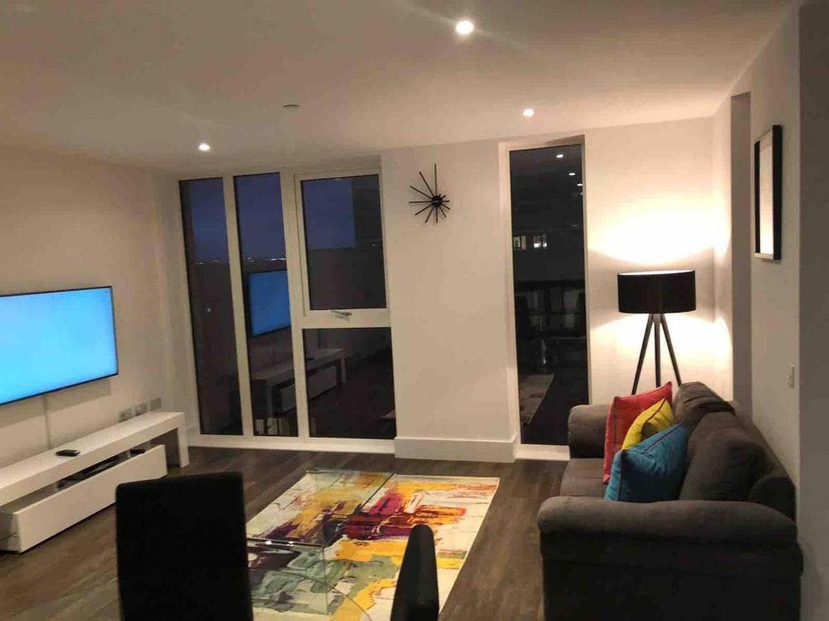 High View Two Bedroom Apartment In Woolwich Londres Exterior foto