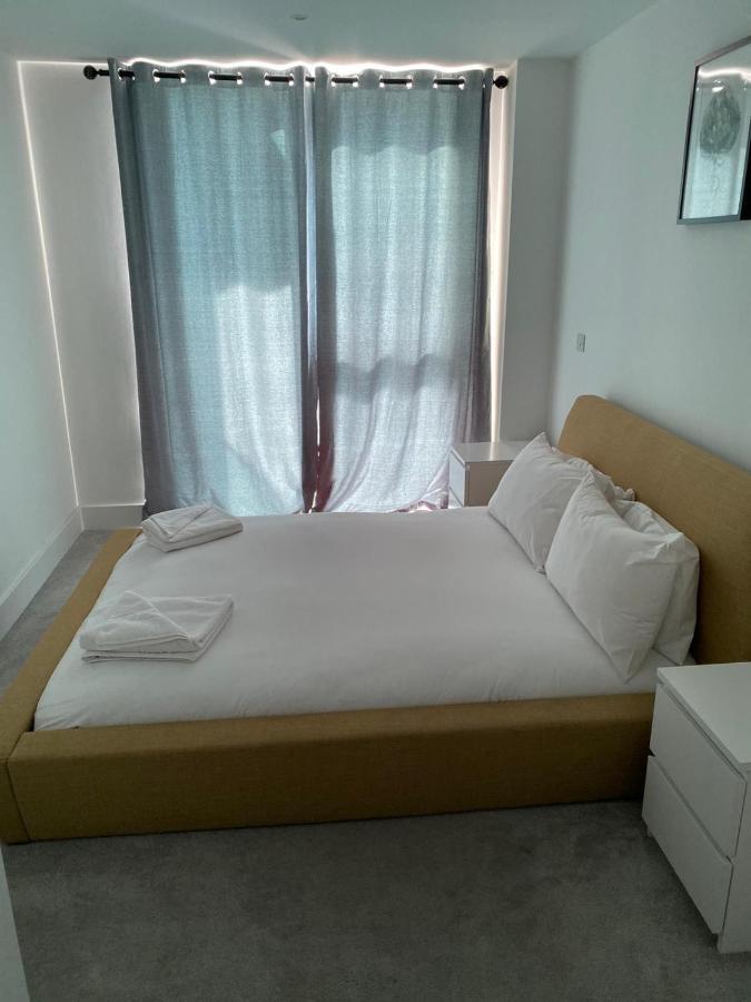 High View Two Bedroom Apartment In Woolwich Londres Exterior foto